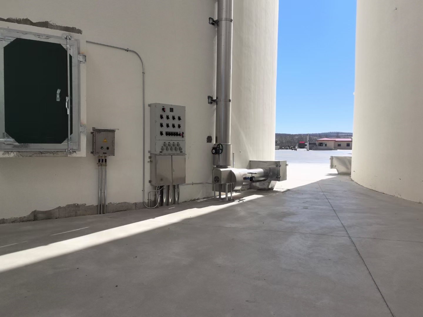 浅圆仓内环流控温设备